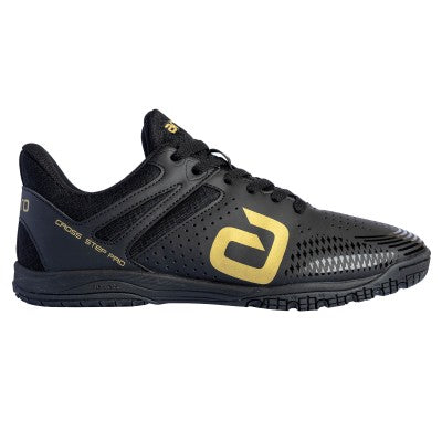 Schuh Cross Step Pro schwarz/gold